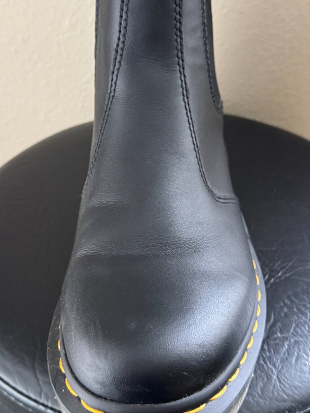 Dr. Martens Yellow Stitch Smooth Leather Chelsea Boots 2976 Size 10 - Picture 13 of 15